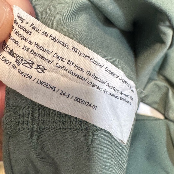 Lululemon Bend This V and Racer Bra *Light Support, A-C Cups EUC Size XXS/XS - Picture 6 of 6